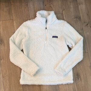 Patagonia Women's Cream Fleece Pullover Sweater